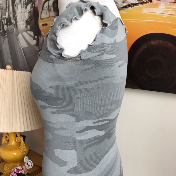 725 Original Camo tank - Picture 8 of 11